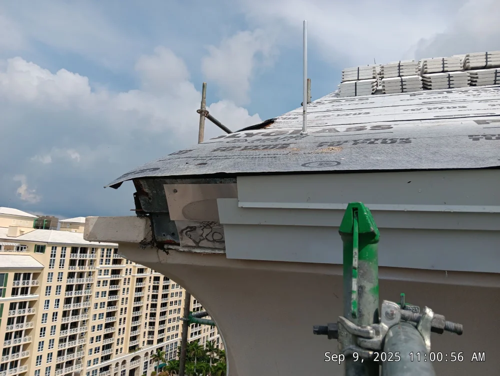 Commercial roofing services for buildings and facilities